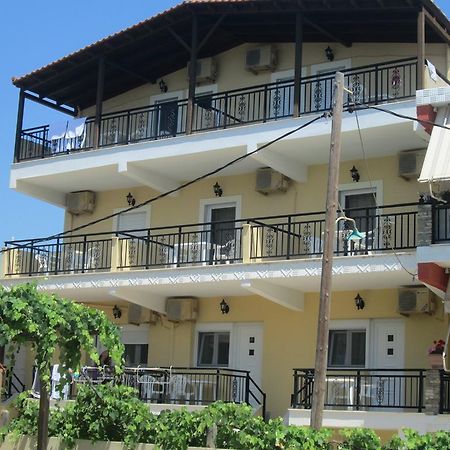 Konstantinos Beach 2 利迈纳里亚 外观 照片