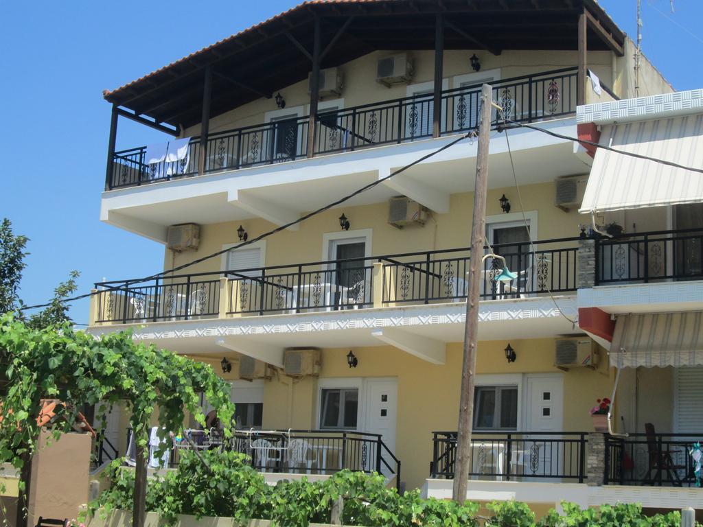 Konstantinos Beach 2 利迈纳里亚 外观 照片